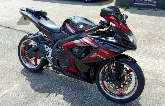 Bike Graphics in Newton Abbot